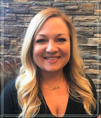 Amanda - Financial Coordinator